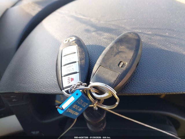 44267288 :رقم المزاد ، JN1CV6EL0BM260899 vin ، 2011 Infiniti G37x مزاد بيع