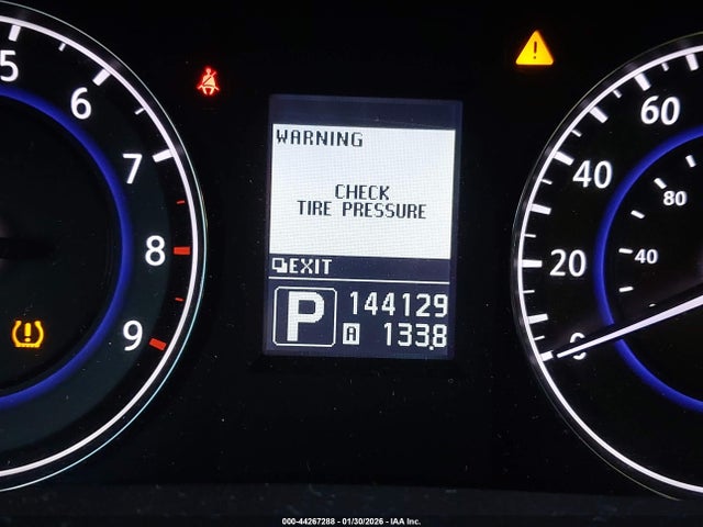 44267288 :رقم المزاد ، JN1CV6EL0BM260899 vin ، 2011 Infiniti G37x مزاد بيع