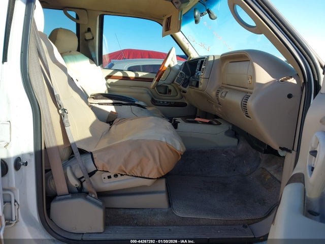 44267292 :رقم المزاد ، 1GYEK13R3YR151965 vin ، 2000 Cadillac Escalade مزاد بيع