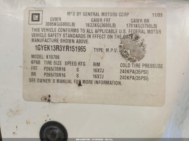 44267292 :رقم المزاد ، 1GYEK13R3YR151965 vin ، 2000 Cadillac Escalade مزاد بيع
