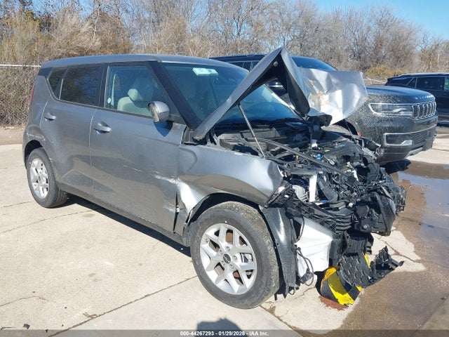 KNDJ23AU1S7955787 KIA Soul Lx/s