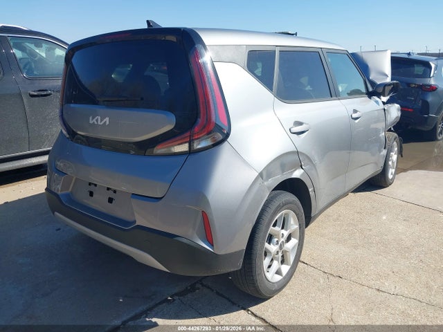 KNDJ23AU1S7955787 KIA Soul Lx/s