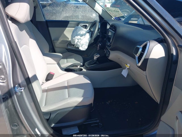 KNDJ23AU1S7955787 KIA Soul Lx/s