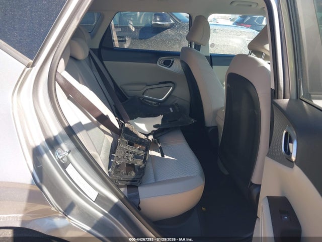 KNDJ23AU1S7955787 KIA Soul Lx/s