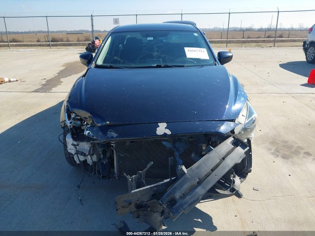 3MZBN1U71HM157176 Mazda Mazda3 Sport