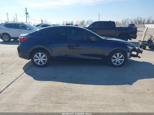 3MZBN1U71HM157176 Mazda Mazda3 Sport