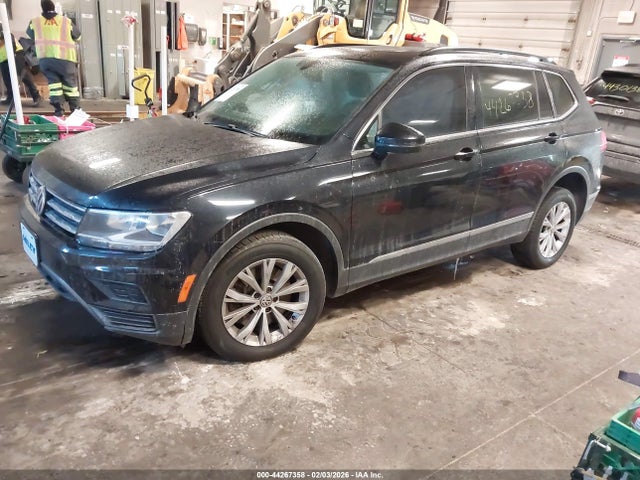 Auction sale of the 2018 Volkswagen Tiguan 2.0t Se/2.0t Sel, vin: 3VV2B7AXXJM132447, lot number: 44267358