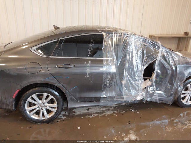 Продажа на аукционе авто 2017 Chrysler 200 Limited Platinum, vin: 1C3CCCAB4HN506830, номер лота: 44267370