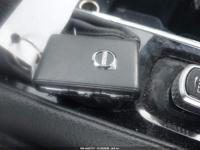 2018 VOLVO XC90 YV4102CK7J1334757 Photo 10