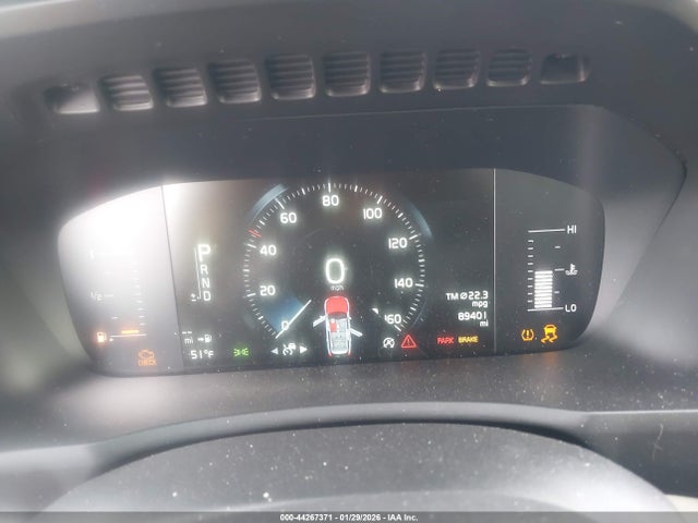 2018 VOLVO XC90 YV4102CK7J1334757 Photo 6