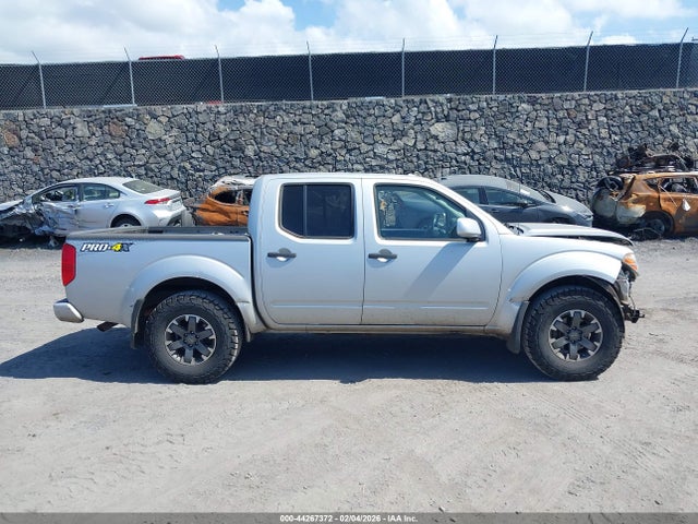 Nissan Frontier Pro-4x 2018 1N6AD0EVXJN752688 Image 14