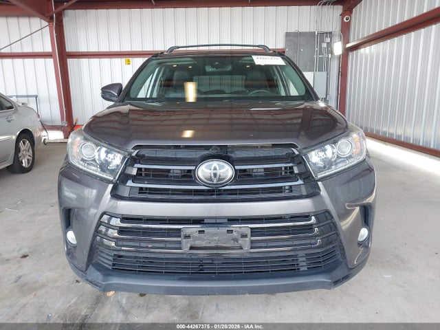 Toyota Highlander Se 2018 5TDJZRFH5JS812954 Image 13