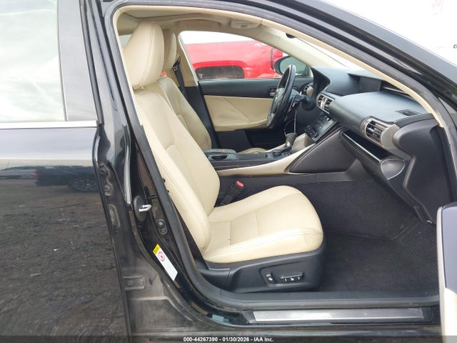 Lexus IS 250 2014 JTHBF1D25E5014249 Image 5