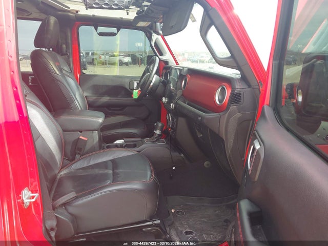 1C4HJXFG8JW123301 Jeep Wrangler Unlimited Rubicon 4x4