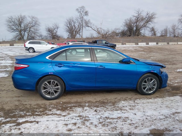 4T1BF1FK5HU806065 Toyota CAMRY SE
