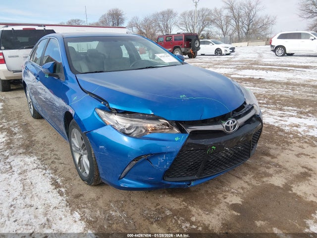 4T1BF1FK5HU806065 Toyota CAMRY SE