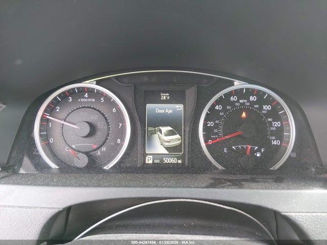 4T1BF1FK5HU806065 Toyota CAMRY SE