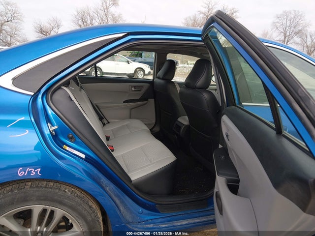 4T1BF1FK5HU806065 Toyota CAMRY SE