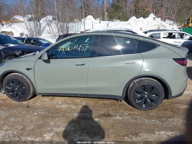 Продаж на аукціоні авто 2021 Tesla Model Y Long Range Dual Motor All-wheel Drive, vin: 5YJYGAEE2MF145413, номер лоту: 44267457