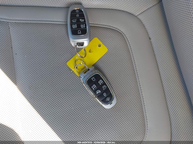 5NMJECAE3NH008098 Hyundai Tucson Limited