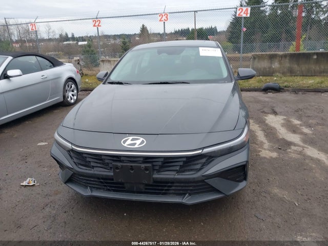 KMHLP4DG9SU992721 Hyundai Elantra Limited