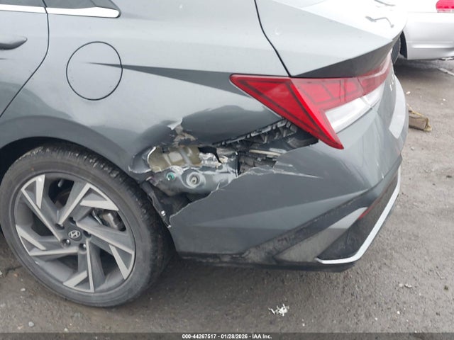 KMHLP4DG9SU992721 Hyundai Elantra Limited