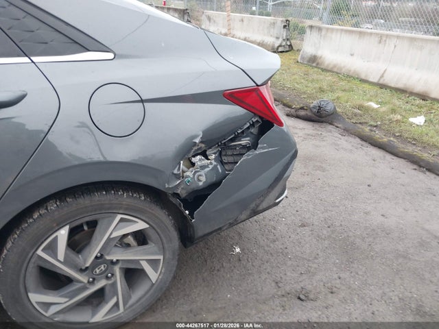KMHLP4DG9SU992721 Hyundai Elantra Limited
