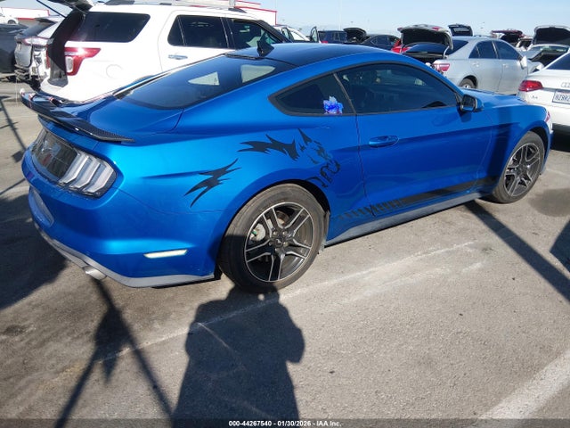 Ford Mustang Ecoboost Fastback 2020 1FA6P8THXL5176833 Image 4