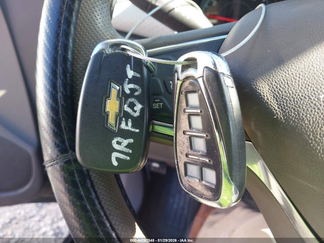 1G1ZD5ST3KF106676 Chevrolet MALIBU LT