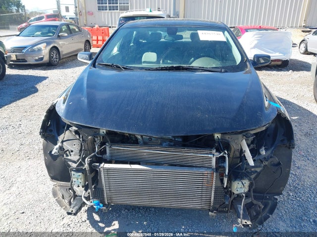 1G1ZD5ST3KF106676 Chevrolet MALIBU LT