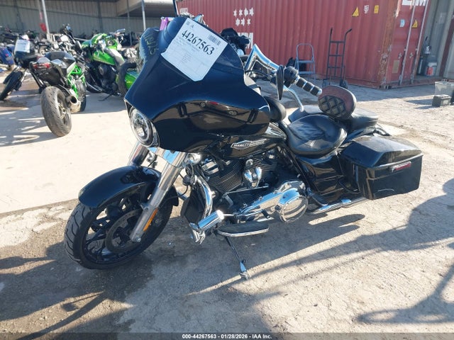 2022 HARLEY-DAVIDSON FLHX 1HD1KBC11NB671055 Photo 1