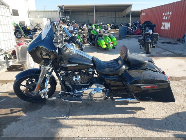 Harley-Davidson FLHX 2022 1HD1KBC11NB671055 Image 13