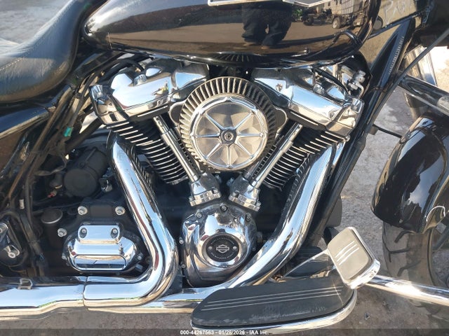 2022 HARLEY-DAVIDSON FLHX 1HD1KBC11NB671055 Photo 7