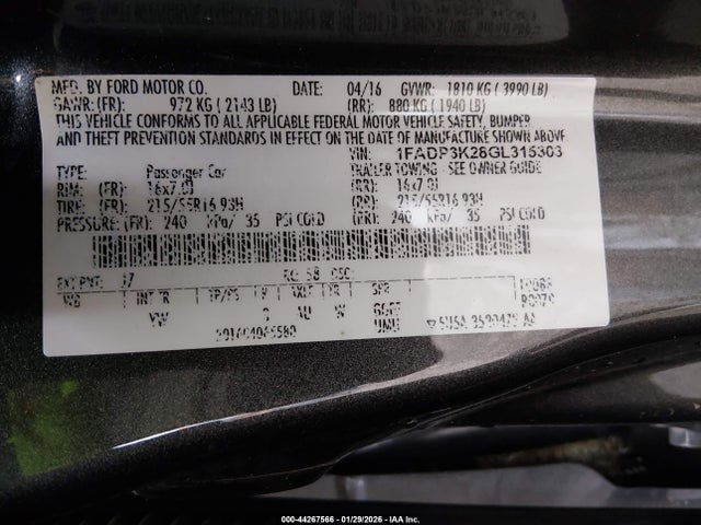 1FADP3K28GL315303 Ford FOCUS SE