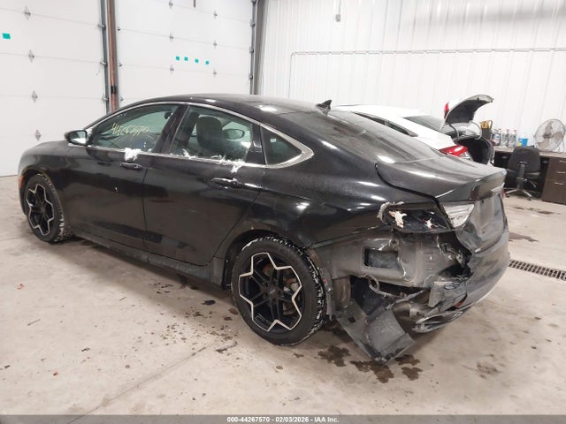 1C3CCCEGXFN589389 Chrysler 200 C