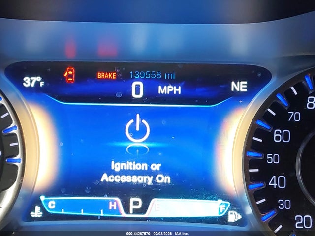 1C3CCCEGXFN589389 Chrysler 200 C
