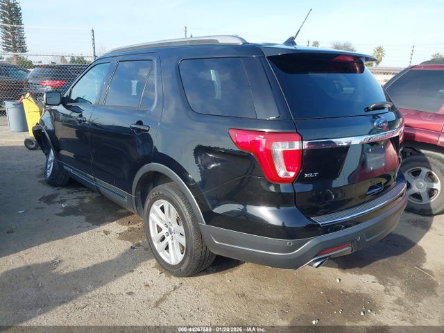 Ford EXPLORER XLT 2018 1FM5K8D80JGB91342 Image 3