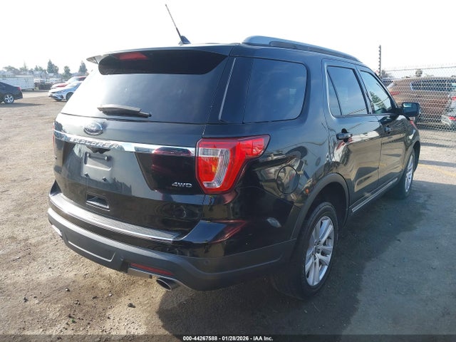 Ford EXPLORER XLT 2018 1FM5K8D80JGB91342 Image 4