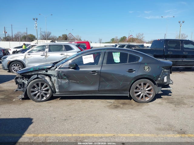 Aukcja sprzedaży 2019 Mazda Mazda3 Preferred Package, vin: JM1BPACL5K1114377, numer aukcji: 44267590