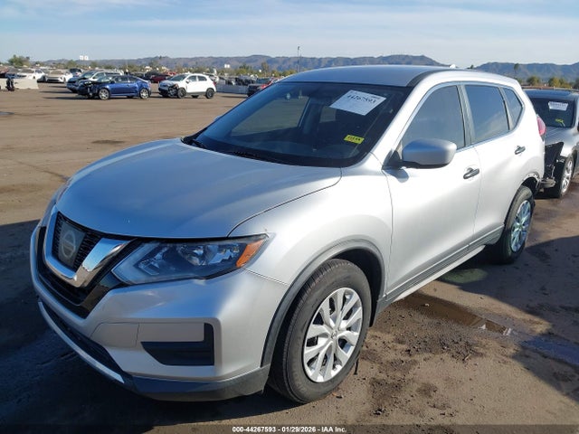 Nissan ROGUE S 2017 KNMAT2MTXHP604671 Image 2