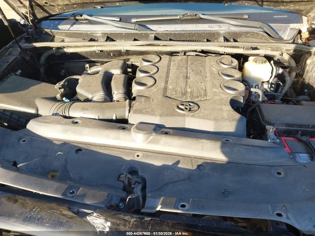 Toyota 4runner Sr5 Premium 2014 JTEBU5JR4E5170522 Image 10