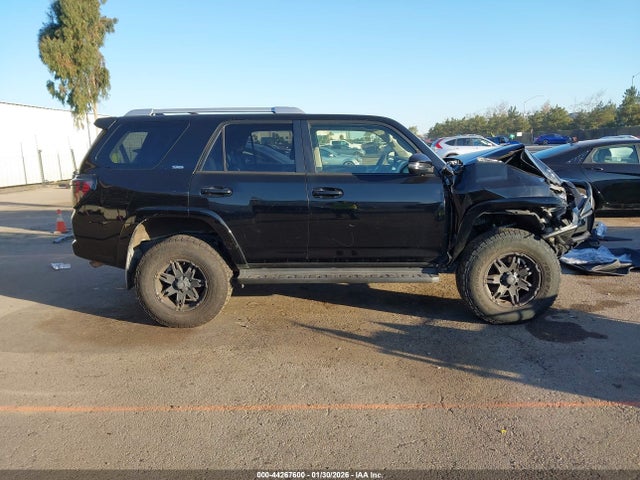 Toyota 4runner Sr5 Premium 2014 JTEBU5JR4E5170522 Image 13