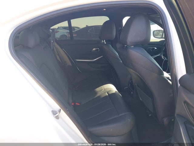 2020 BMW 330I 3MW5R1J09L8B21844 Photo 7