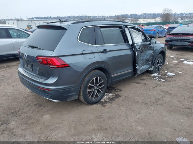3VV3B7AX4MM072271 Volkswagen Tiguan 2.0t Se/2.0t Se R-line Black/2.0t Sel