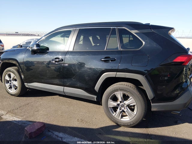 2T3W1RFV3RW339438 Toyota Rav4 Xle