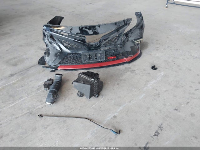 4T1BZ1HK2JU013624 Toyota Camry Xse V6