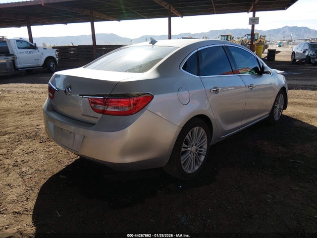 Buick Verano 2014 1G4PP5SK3E4172332 Image 4