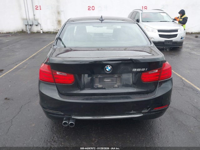 WBA3A5C50FF610353 BMW 328I