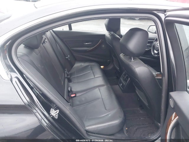 WBA3A5C50FF610353 BMW 328I