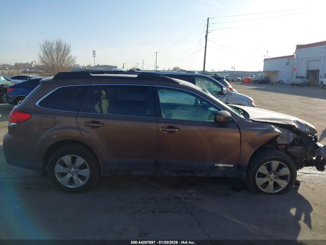 Продажа на аукционе авто 2012 Subaru Outback 2.5i Premium, vin: 4S4BRBCC4C1224575, номер лота: 44267697